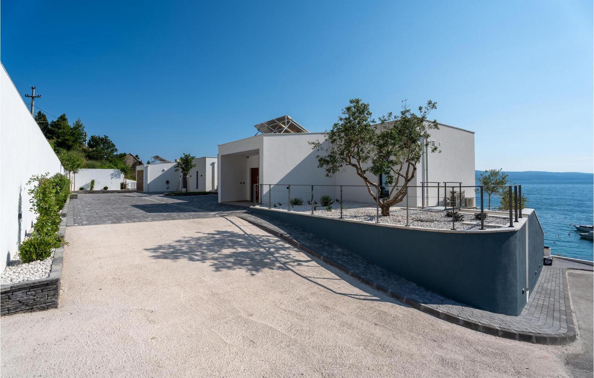 Beautiful Home In Omis With Kitchen Zewnętrze zdjęcie