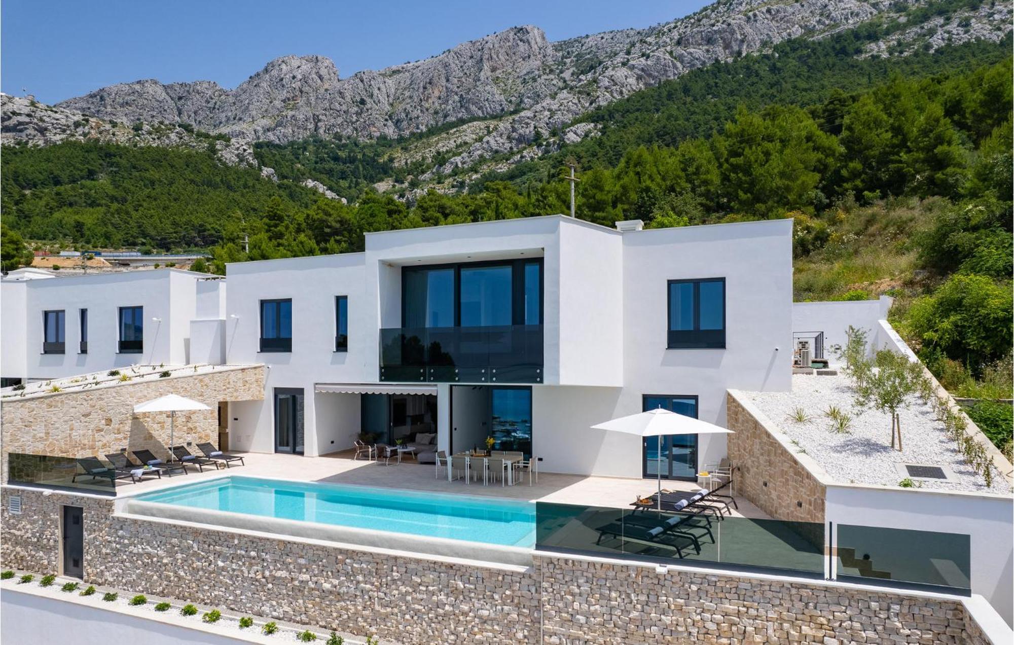 Beautiful Home In Omis With Kitchen Zewnętrze zdjęcie